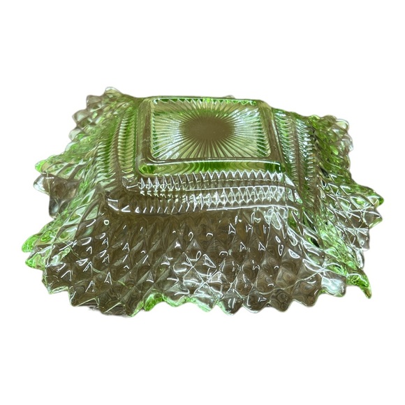 Vintage Glass Green Candy Vaseline Glass  Dish - Picture 4 of 6